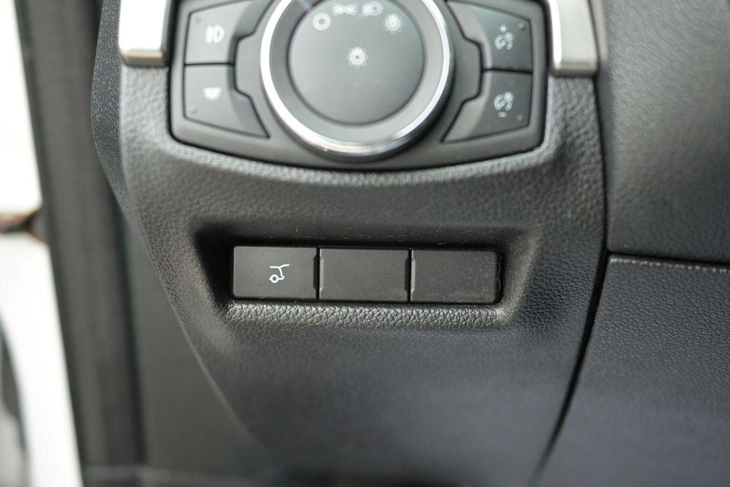 Ford Explorer XLT 4WD 2018