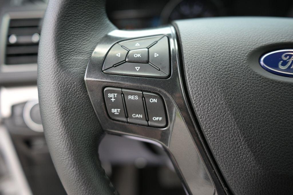 Ford Explorer XLT 4WD 2018