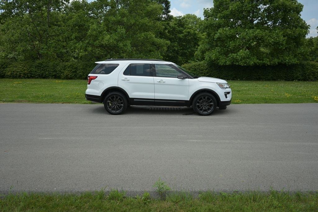 Ford Explorer XLT 4WD 2018