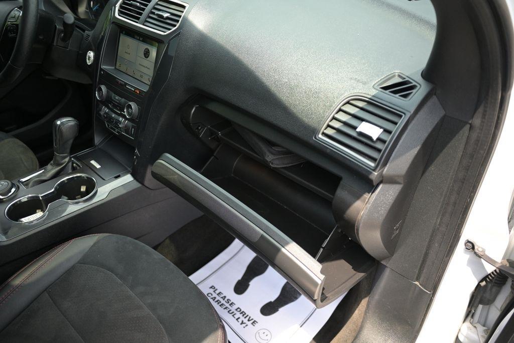 Ford Explorer XLT 4WD 2018