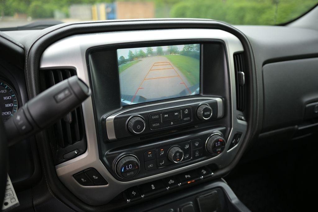 GMC Sierra 1500 4WD Double Cab 143.5" SLE 2017