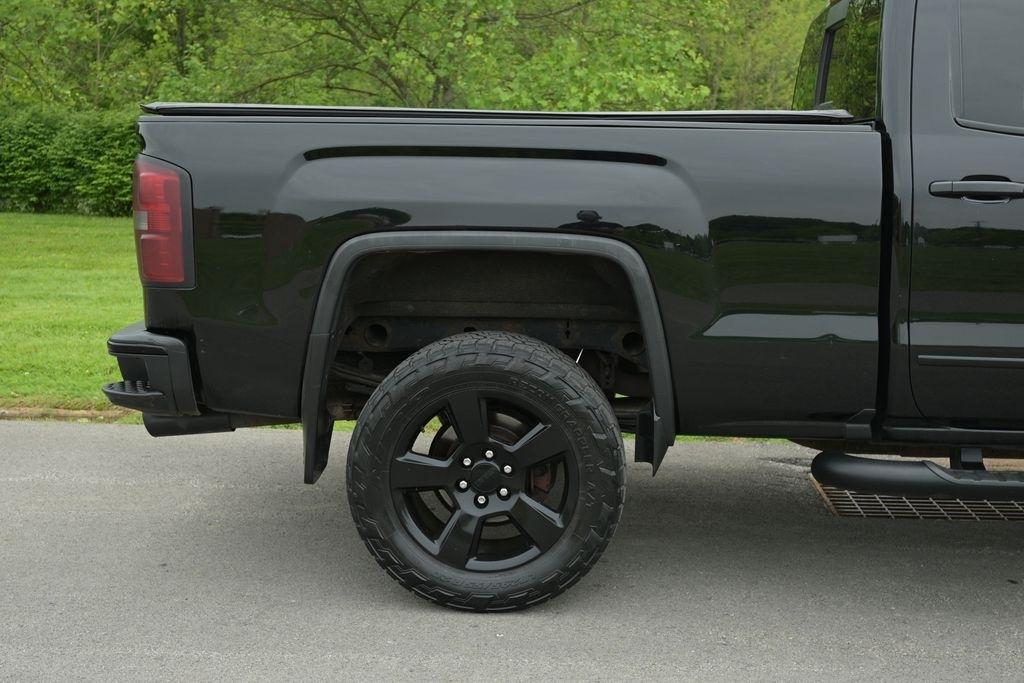 GMC Sierra 1500 4WD Double Cab 143.5" SLE 2017