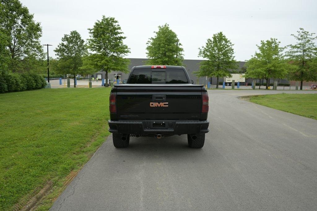GMC Sierra 1500 4WD Double Cab 143.5" SLE 2017