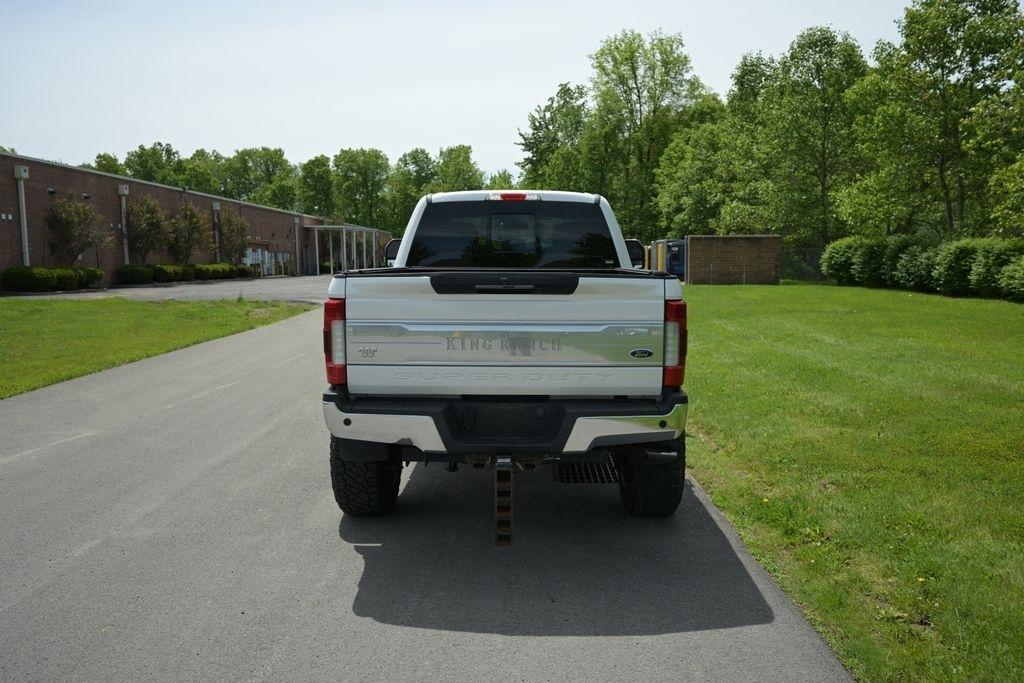 Ford Super Duty F-350 SRW King Ranch 4WD Crew Cab 8' Box 2018