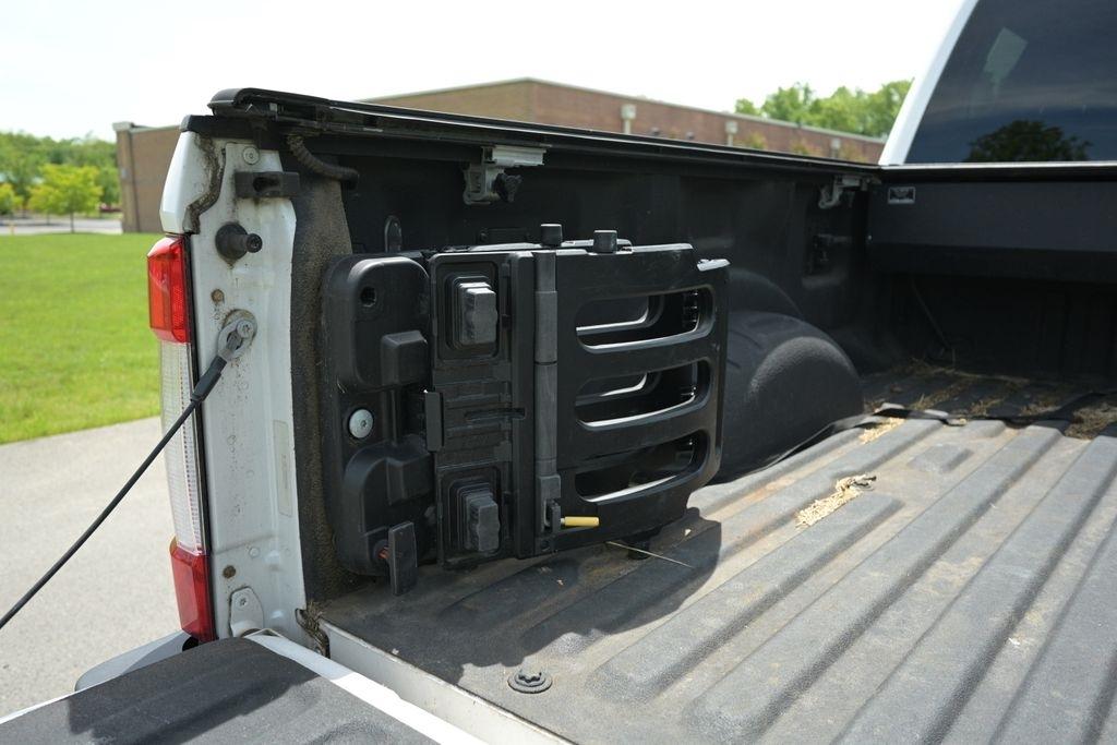 Ford Super Duty F-350 SRW King Ranch 4WD Crew Cab 8' Box 2018