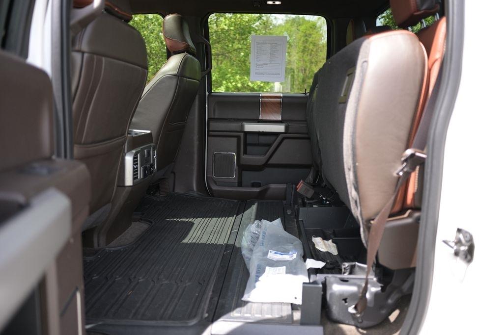 Ford Super Duty F-350 SRW King Ranch 4WD Crew Cab 8' Box 2018