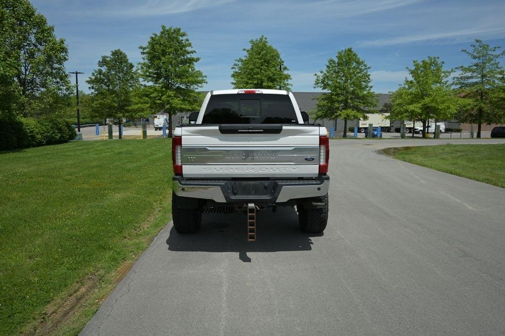 Ford Super Duty F-350 SRW King Ranch 4WD Crew Cab 8' Box 2018