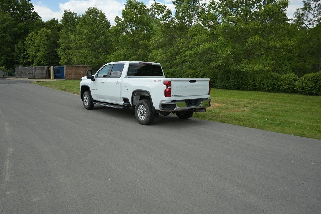 Chevrolet Silverado 2500HD 4WD Crew Cab 159" LT 2025
