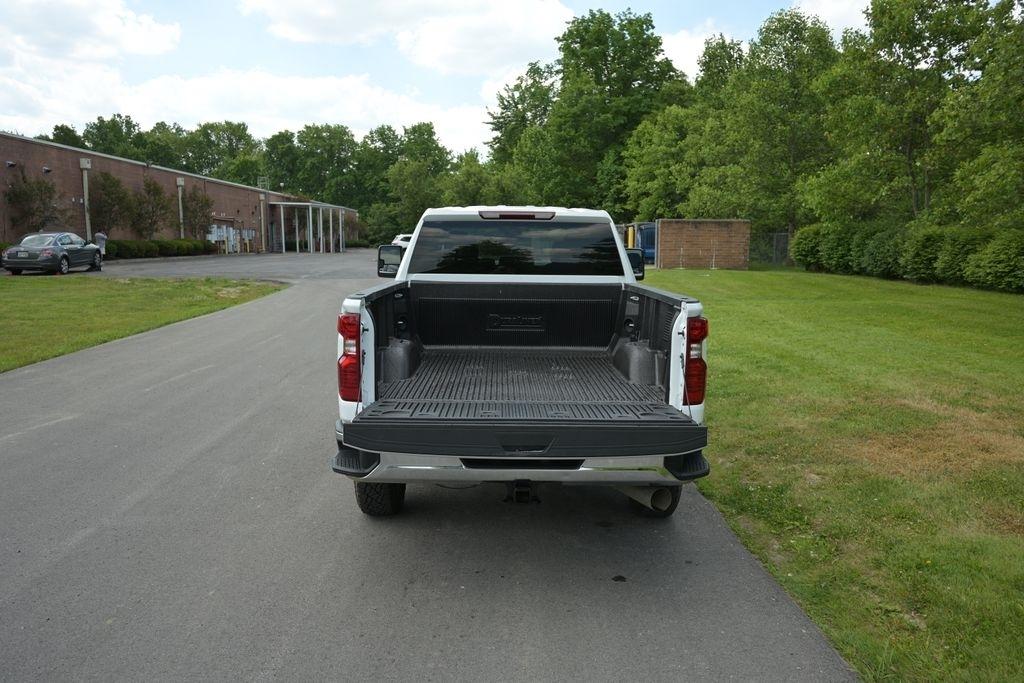 Chevrolet Silverado 2500HD 4WD Crew Cab 159" LT 2025