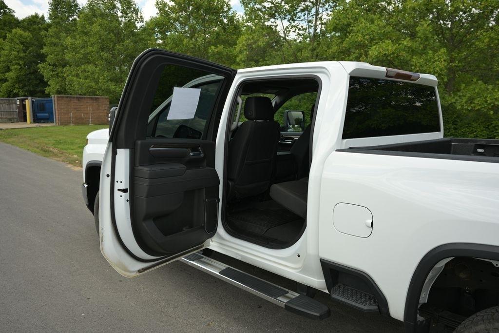 Chevrolet Silverado 2500HD 4WD Crew Cab 159" LT 2025