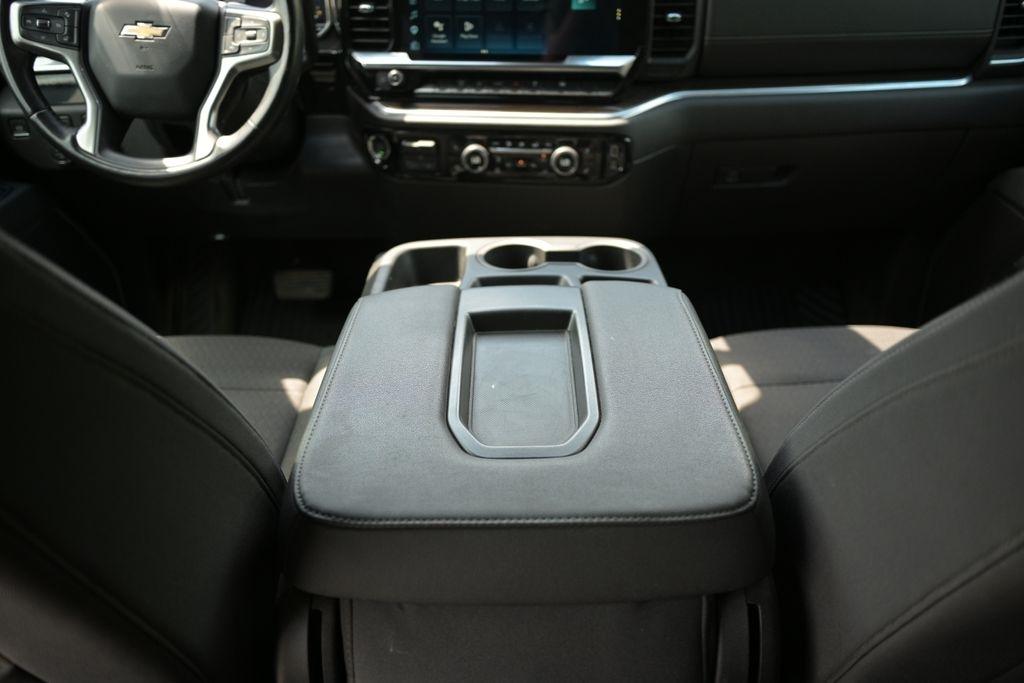 Chevrolet Silverado 2500HD 4WD Crew Cab 159" LT 2025