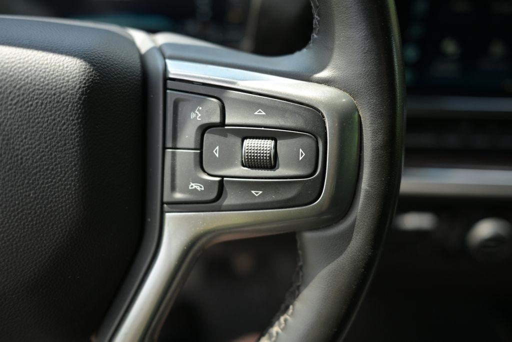 Chevrolet Silverado 2500HD 4WD Crew Cab 159" LT 2025
