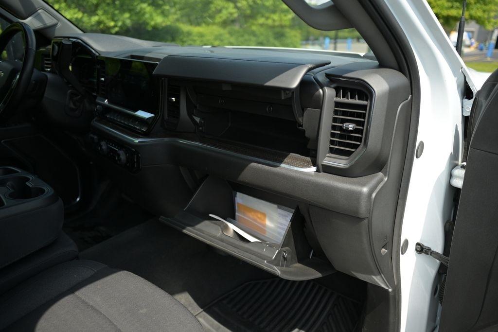 Chevrolet Silverado 2500HD 4WD Crew Cab 159" LT 2025