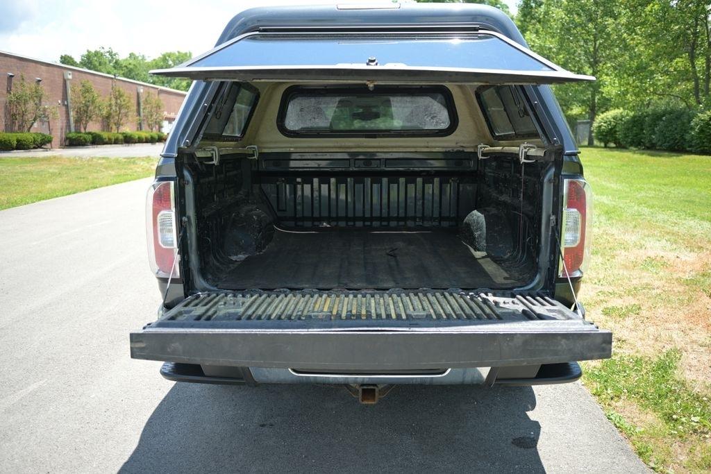 GMC Canyon 4WD Crew Cab 128.3" SLE 2015