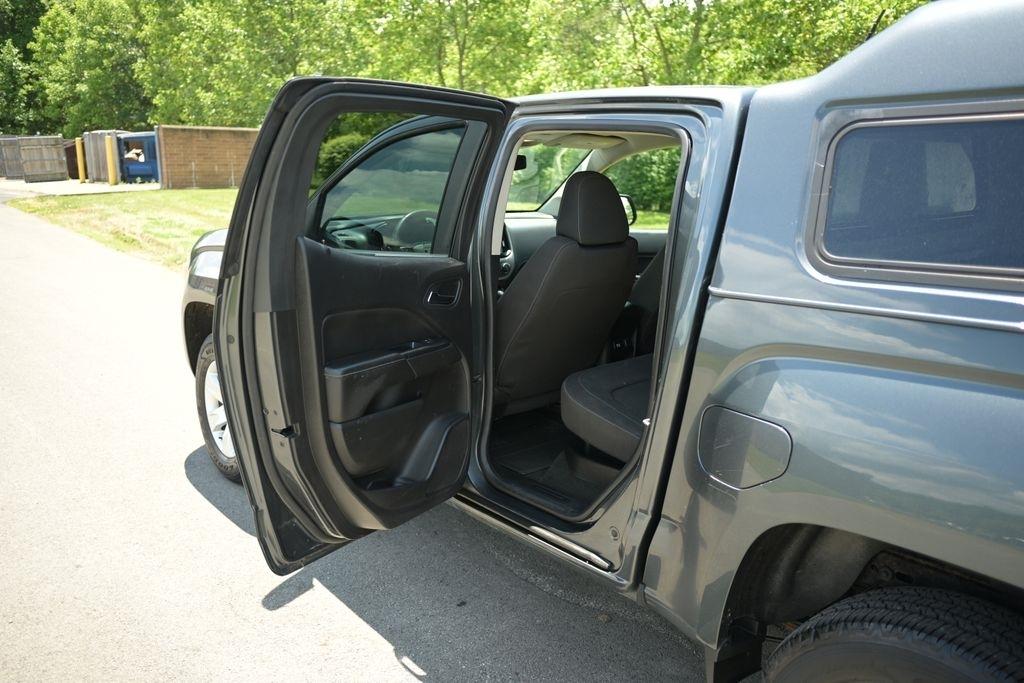 GMC Canyon 4WD Crew Cab 128.3" SLE 2015