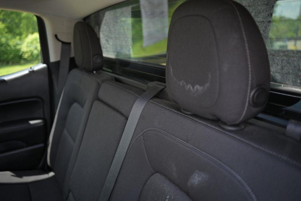 GMC Canyon 4WD Crew Cab 128.3" SLE 2015