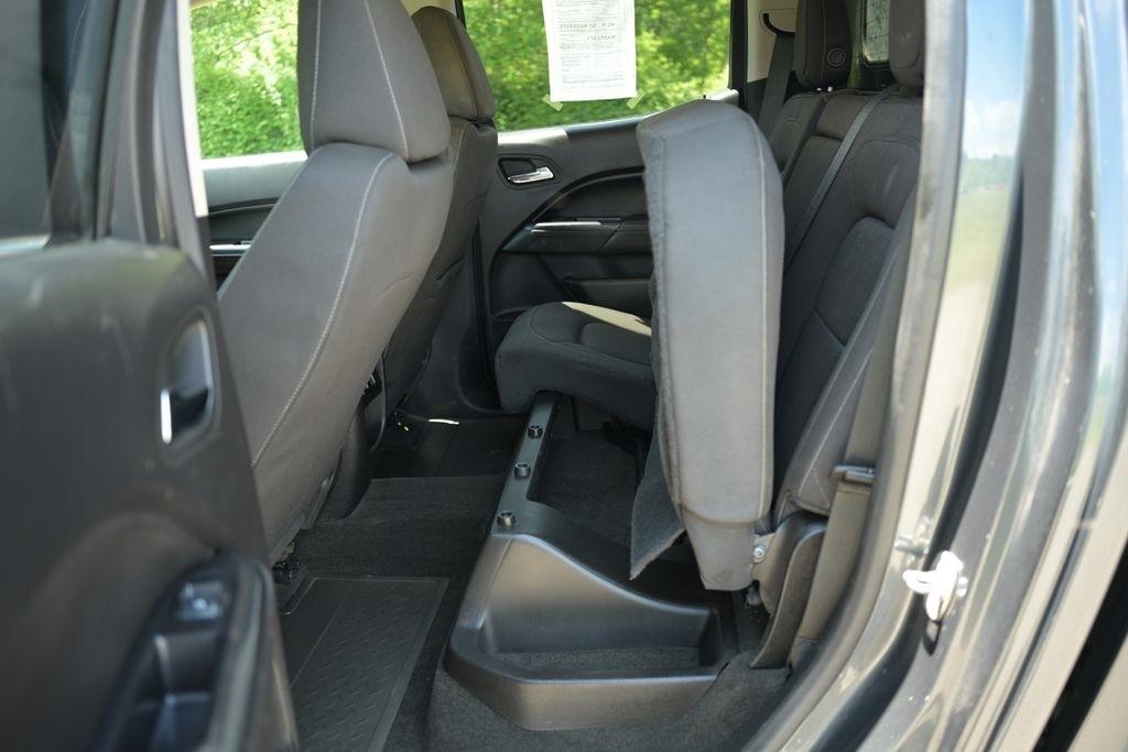 GMC Canyon 4WD Crew Cab 128.3" SLE 2015