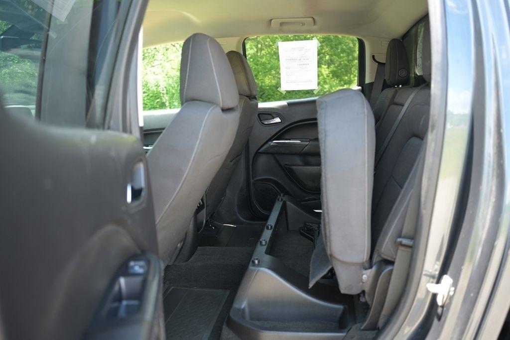 GMC Canyon 4WD Crew Cab 128.3" SLE 2015