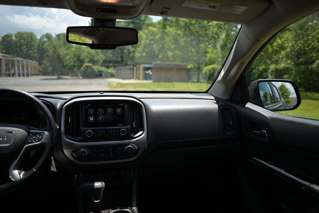 GMC Canyon 4WD Crew Cab 128.3" SLE 2015