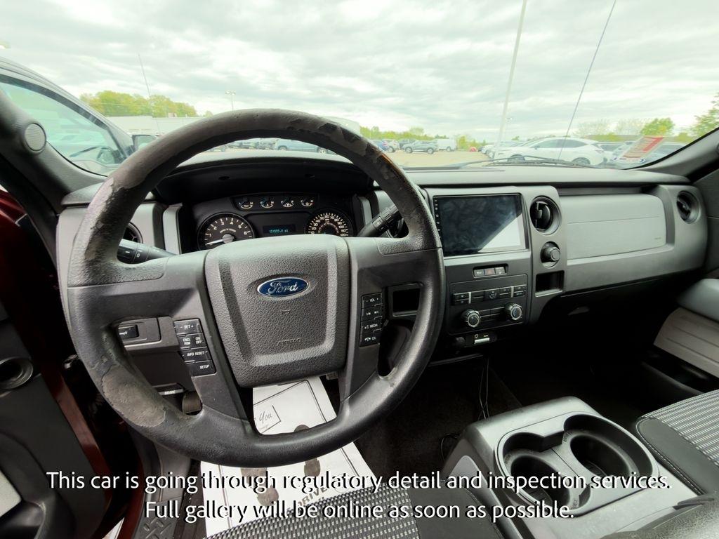 Ford F-150 4WD SuperCrew 145" Platinum 2014