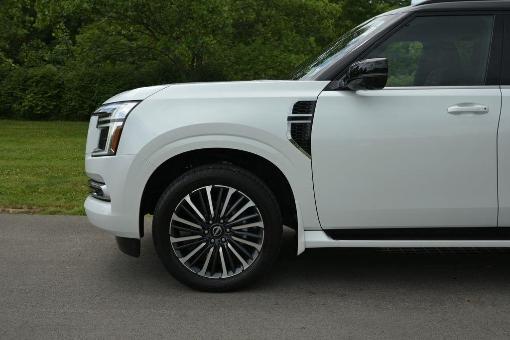 Nissan Armada 4x4 Platinum Reserve *Ltd Avail* 2026