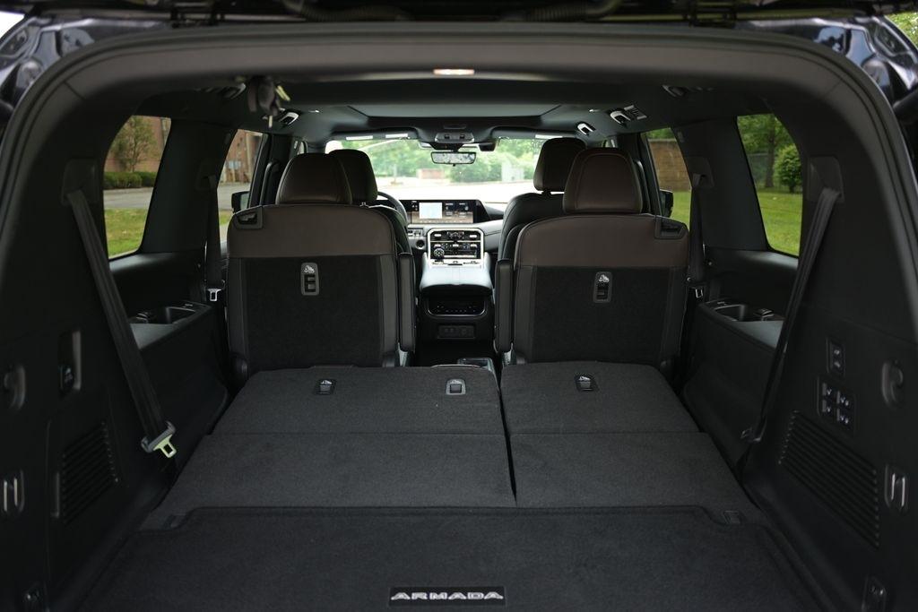 Nissan Armada 4x4 Platinum Reserve *Ltd Avail* 2026