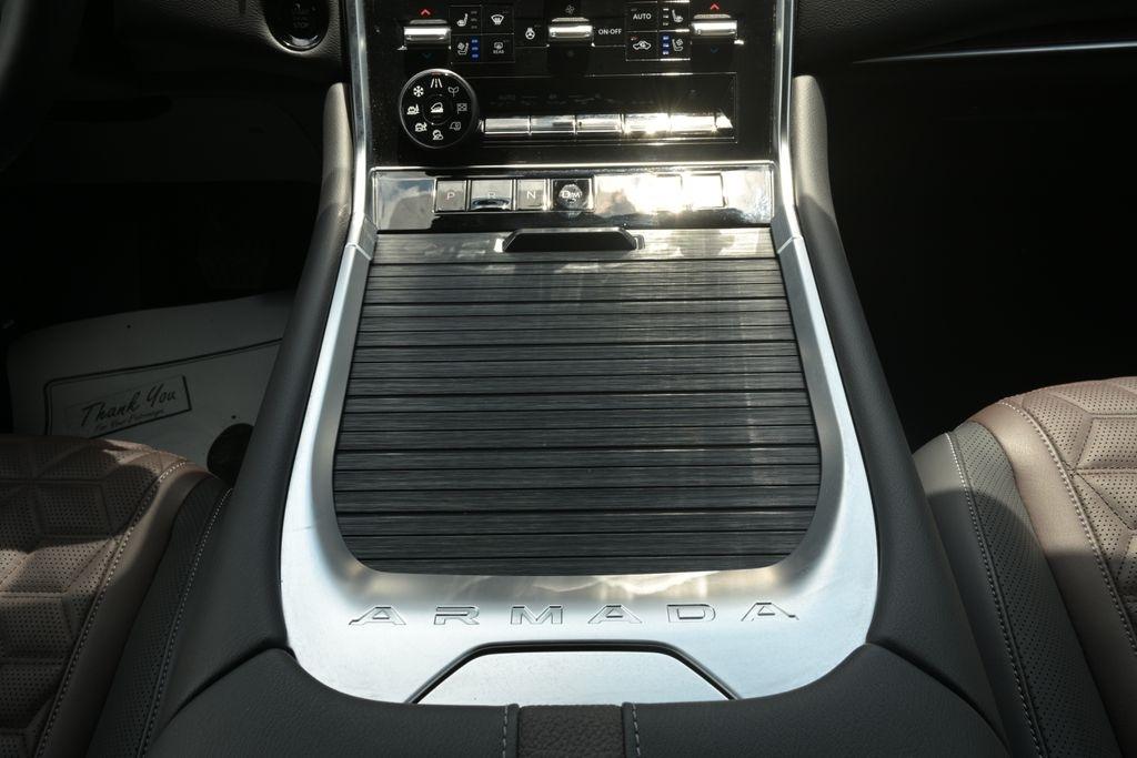 Nissan Armada 4x4 Platinum Reserve *Ltd Avail* 2026