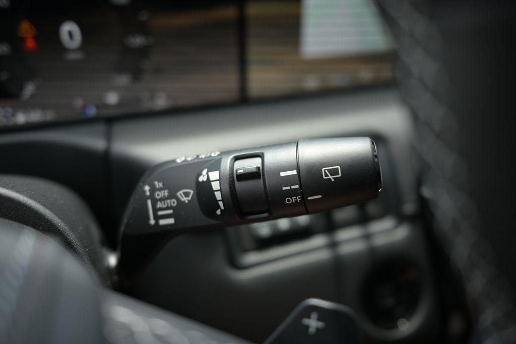 Nissan Armada 4x4 Platinum Reserve *Ltd Avail* 2026