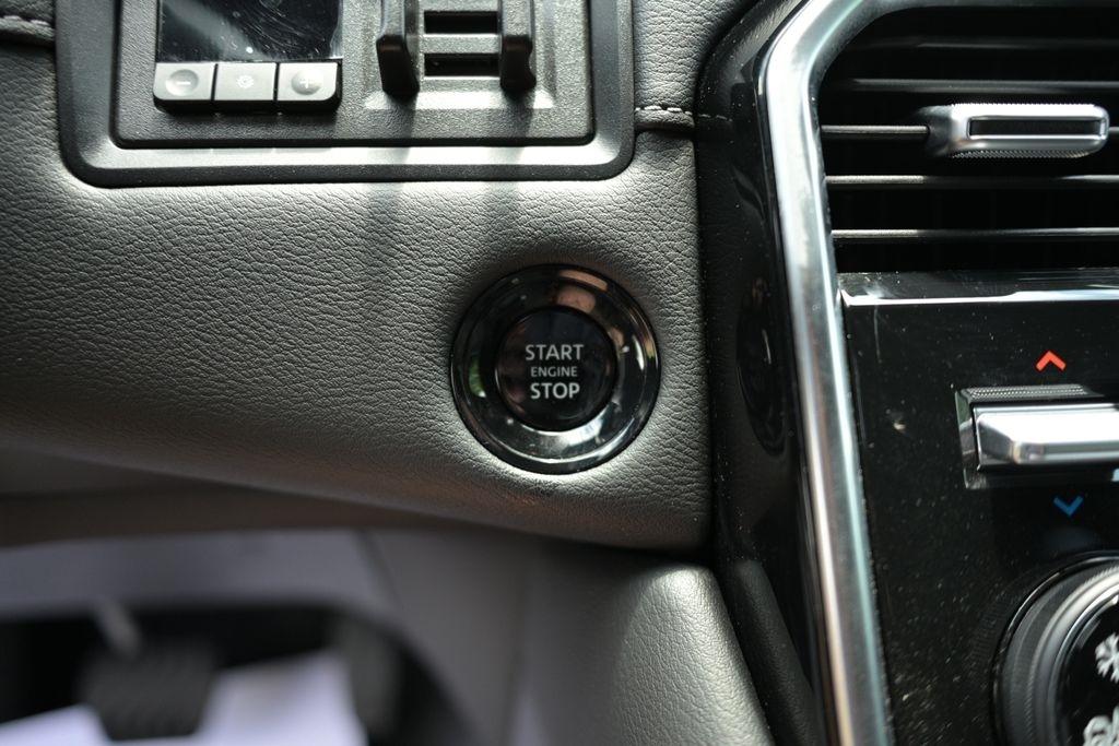 Nissan Armada 4x4 Platinum Reserve *Ltd Avail* 2026