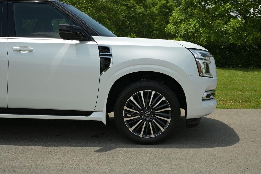 Nissan Armada 4x4 Platinum Reserve *Ltd Avail* 2026