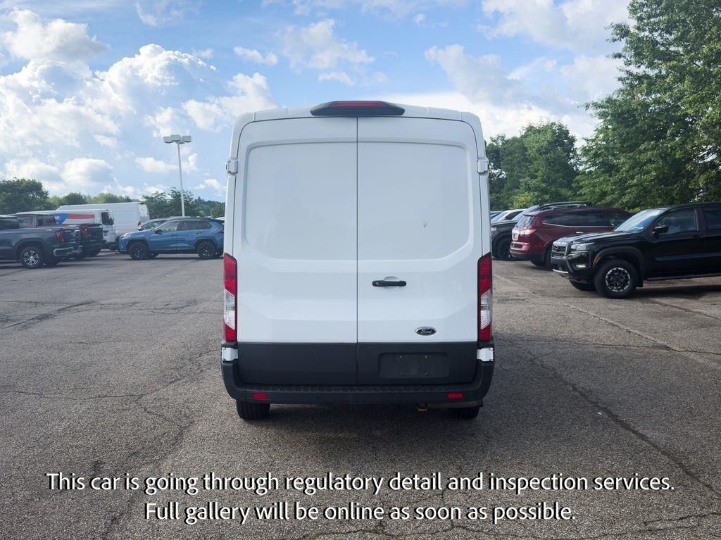 Ford Transit Cargo Van T-250 130" Med Rf 9070 GVWR AWD 2022