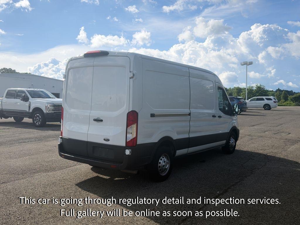 Ford Transit Cargo Van T-250 130" Med Rf 9070 GVWR AWD 2022