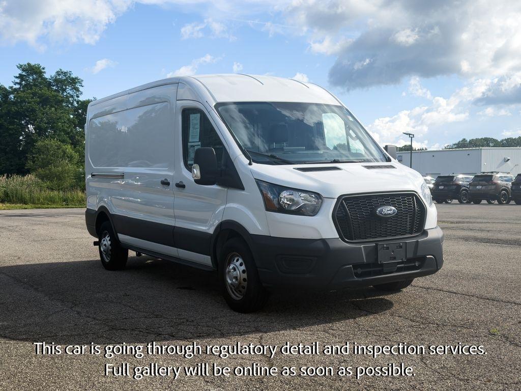 Ford Transit Cargo Van T-250 130" Med Rf 9070 GVWR AWD 2022