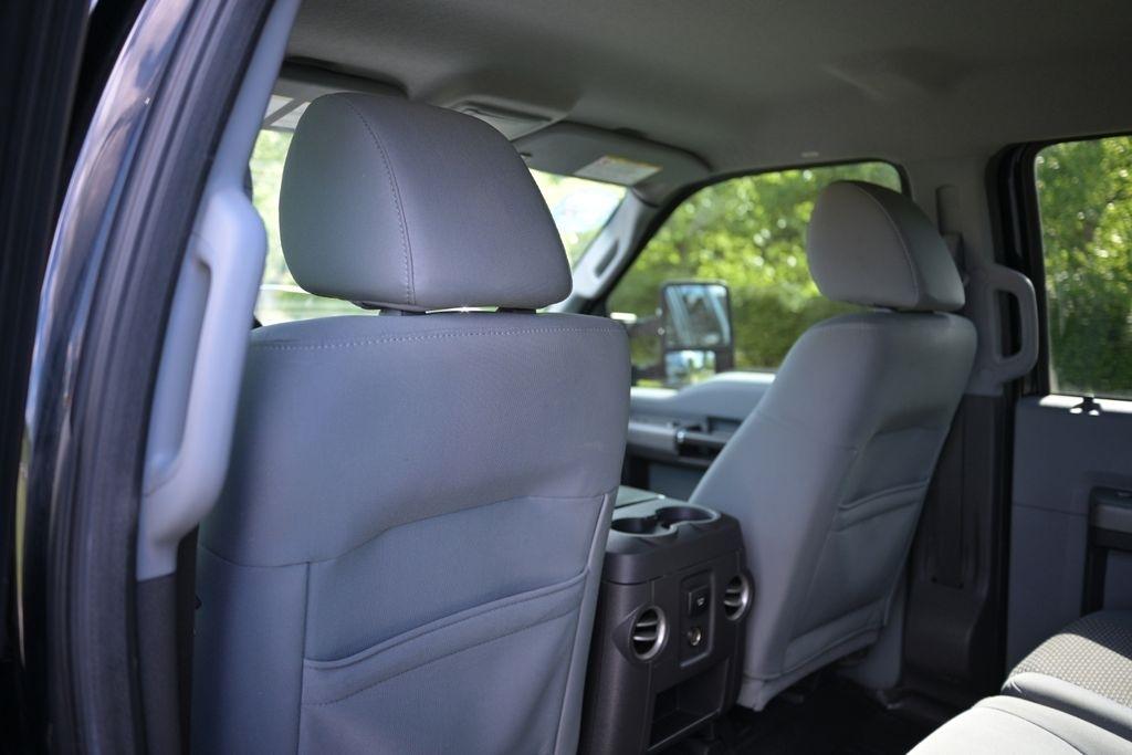 Ford Super Duty F-250 SRW 4WD Crew Cab 156" King Ranch 2011
