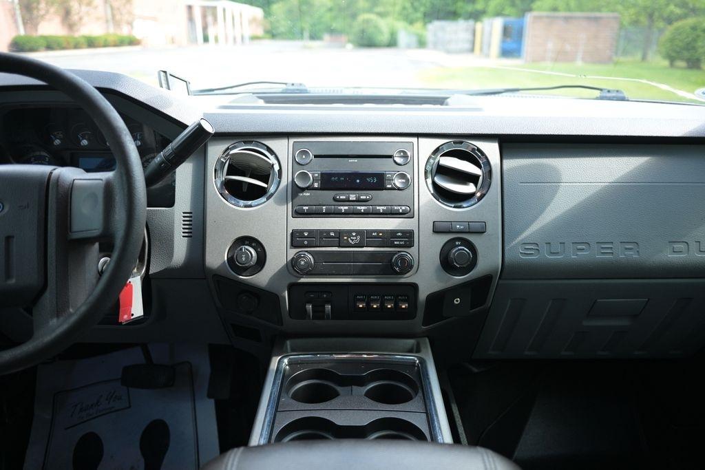 Ford Super Duty F-250 SRW 4WD Crew Cab 156" King Ranch 2011