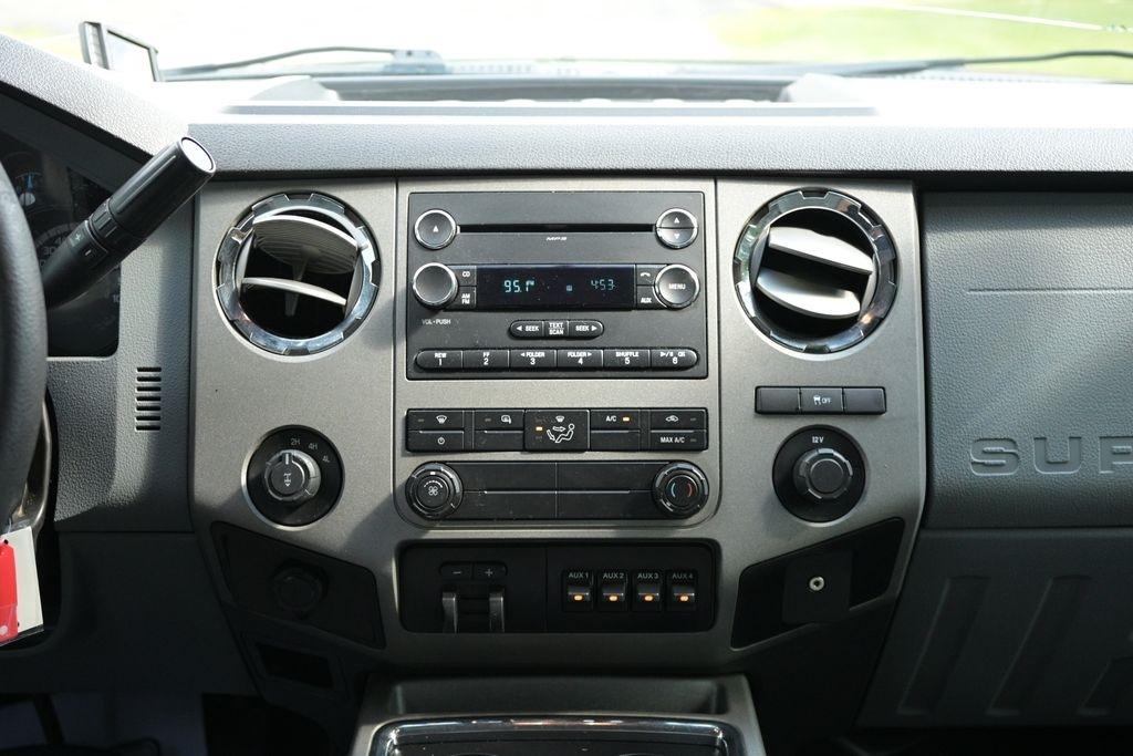 Ford Super Duty F-250 SRW 4WD Crew Cab 156" King Ranch 2011