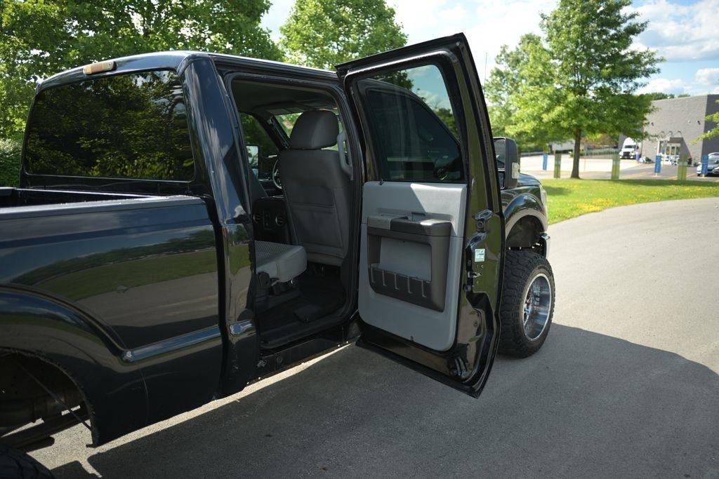 Ford Super Duty F-250 SRW 4WD Crew Cab 156" King Ranch 2011