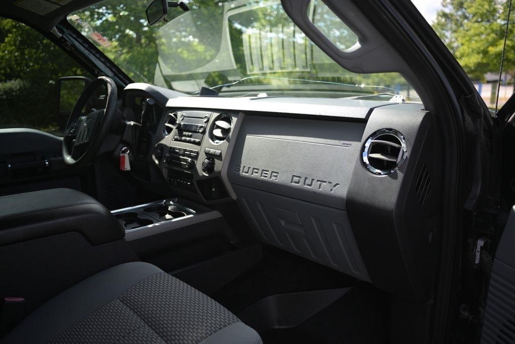 Ford Super Duty F-250 SRW 4WD Crew Cab 156" King Ranch 2011
