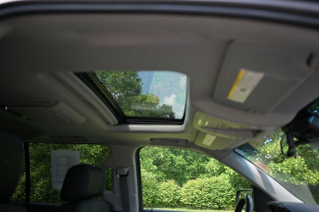 GMC Yukon XL 4WD 4dr Denali 2018