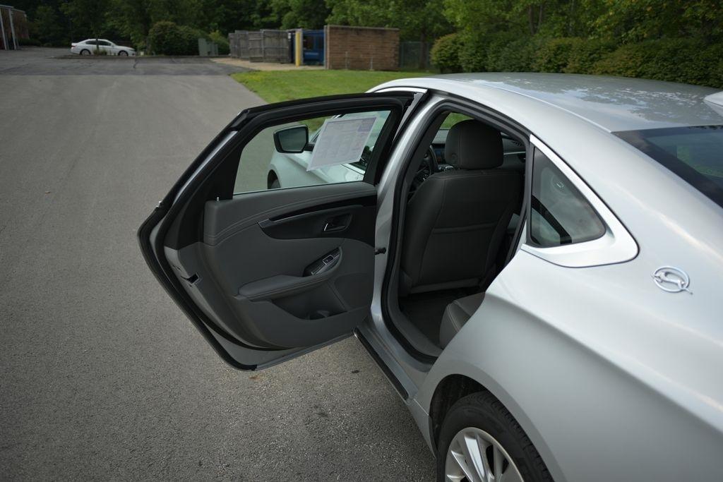 Chevrolet Impala 4dr Sdn LS w/1LS 2019