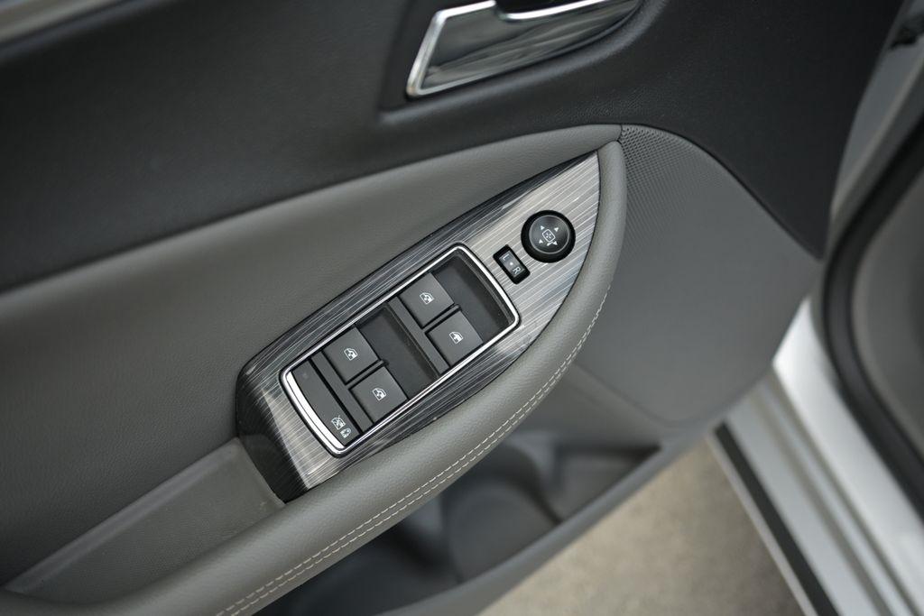 Chevrolet Impala 4dr Sdn LS w/1LS 2019