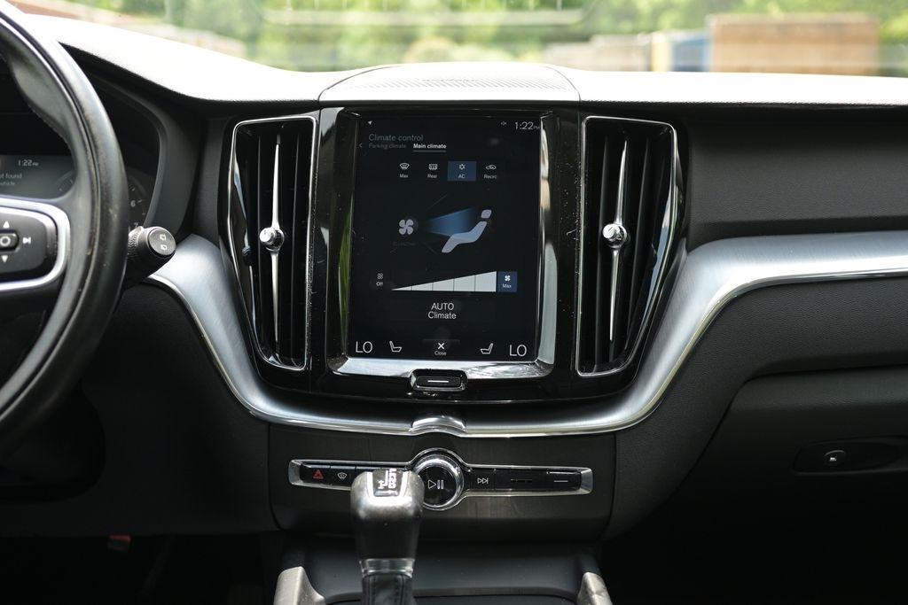 Volvo XC60 T6 AWD Momentum 2019
