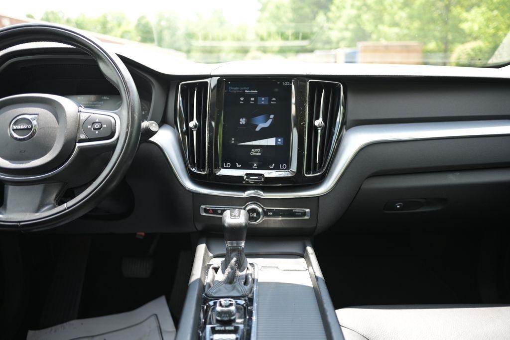 Volvo XC60 T6 AWD Momentum 2019