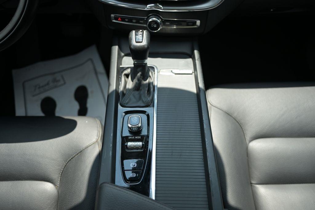 Volvo XC60 T6 AWD Momentum 2019
