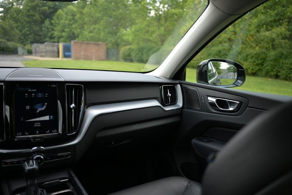 Volvo XC60 T6 AWD Momentum 2019