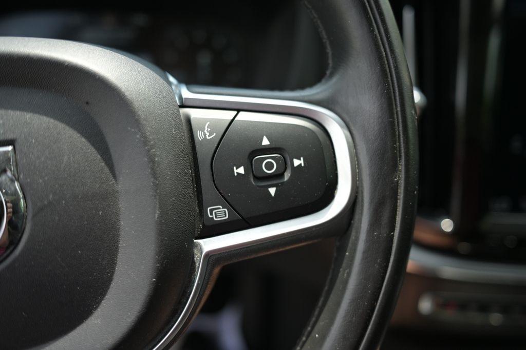Volvo XC60 T6 AWD Momentum 2019