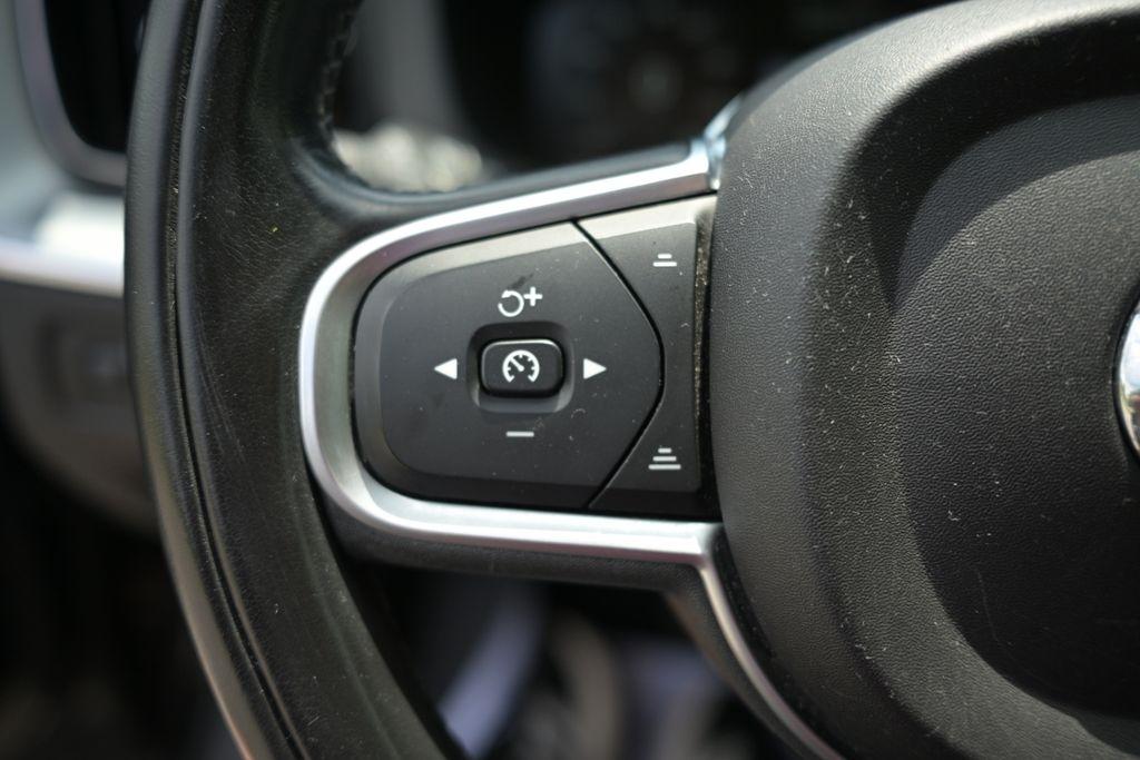 Volvo XC60 T6 AWD Momentum 2019