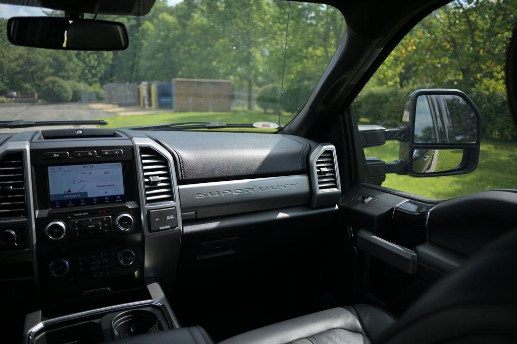Ford Super Duty F-350 SRW King Ranch 4WD Crew Cab 8' Box 2020