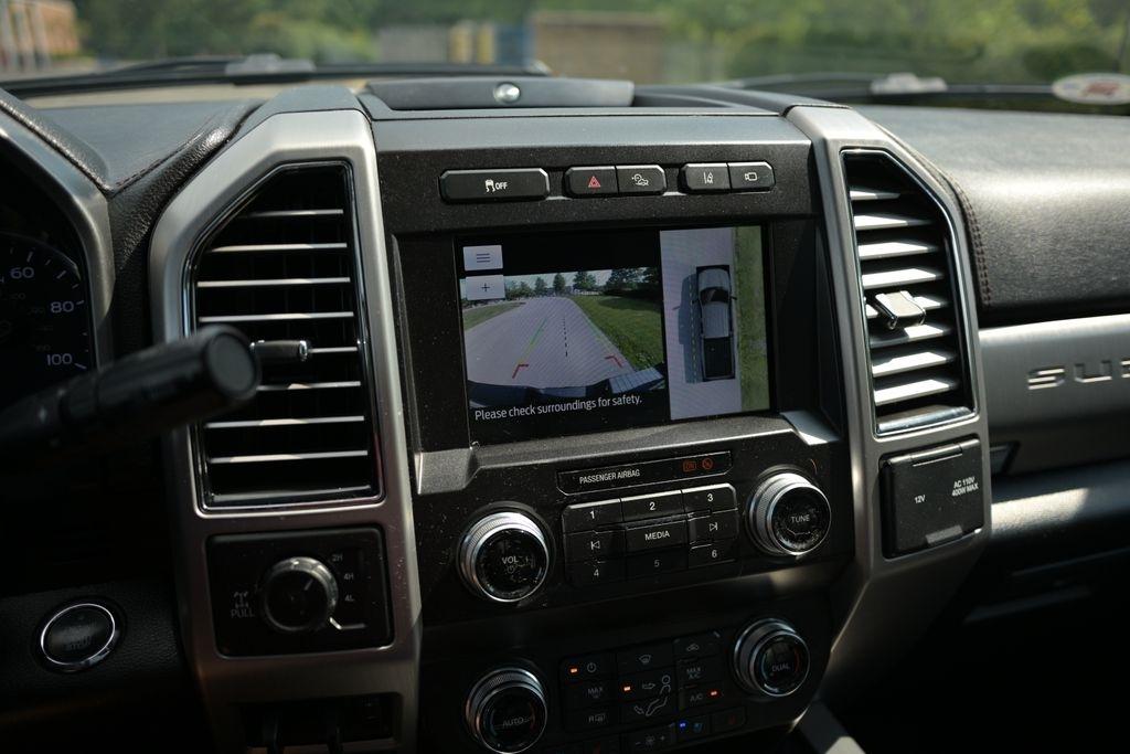 Ford Super Duty F-350 SRW King Ranch 4WD Crew Cab 8' Box 2020