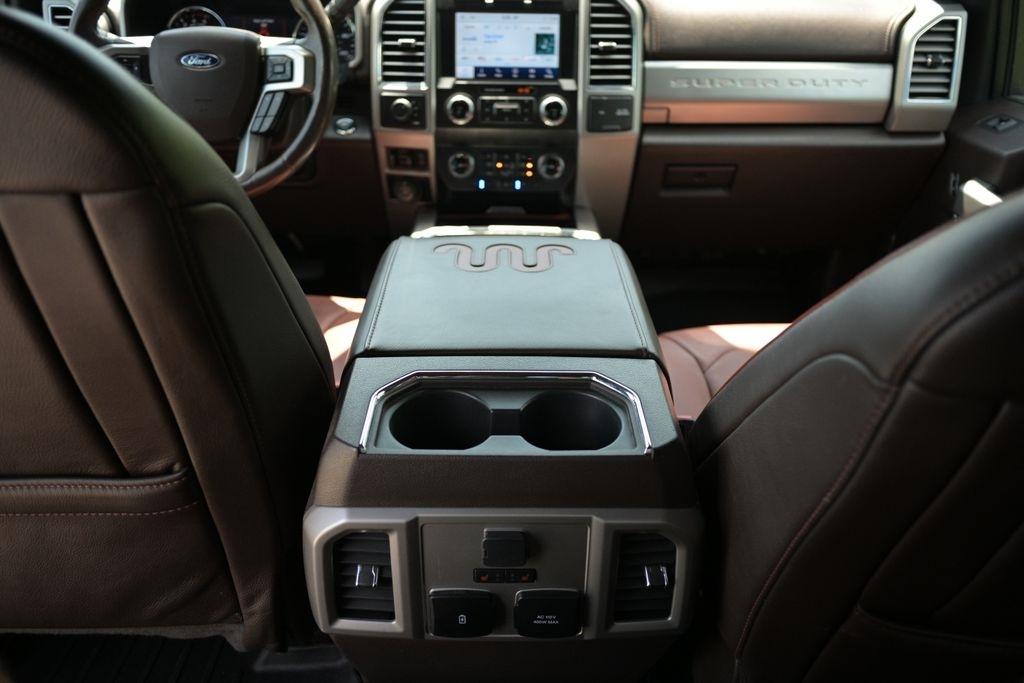 Ford Super Duty F-350 SRW King Ranch 4WD Crew Cab 8' Box 2019